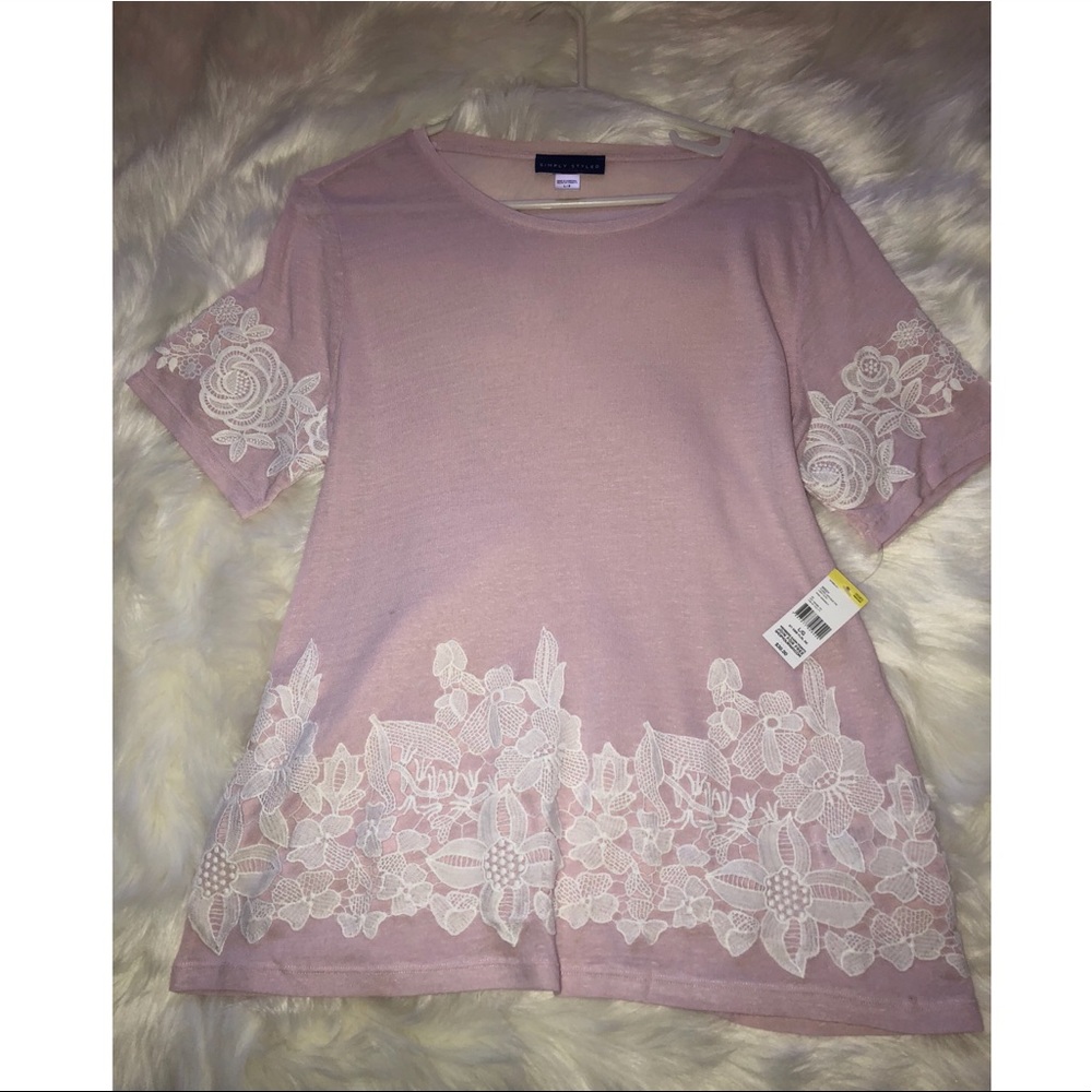 Floral appliqué Tee